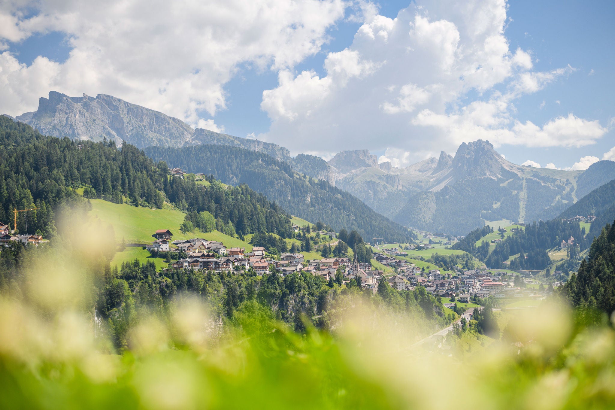 St. Christina im Sommer bei strahlenden Himmel