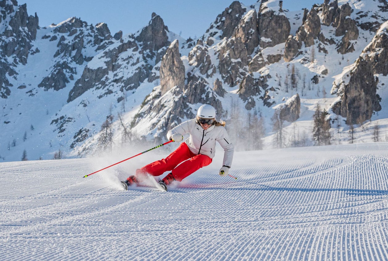 Skifahren im Skigebiet 3 Zinnen Dolomiten