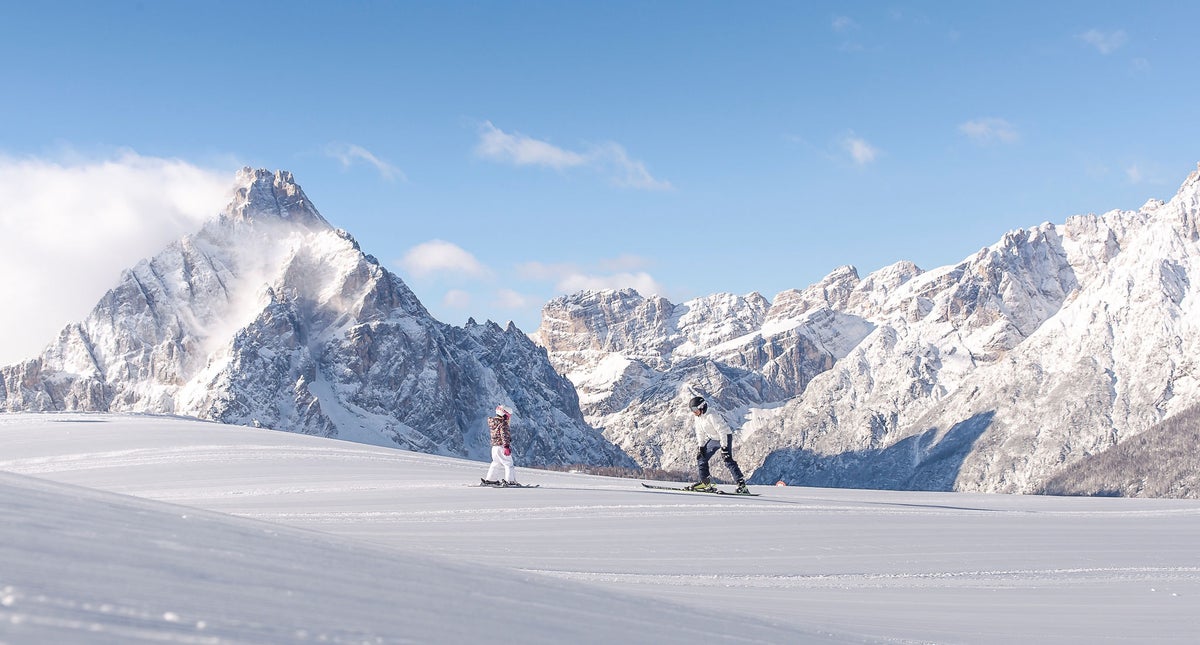 Extreme-Skiing in the Dolomites at Vallençant Couloir - Dolomiti