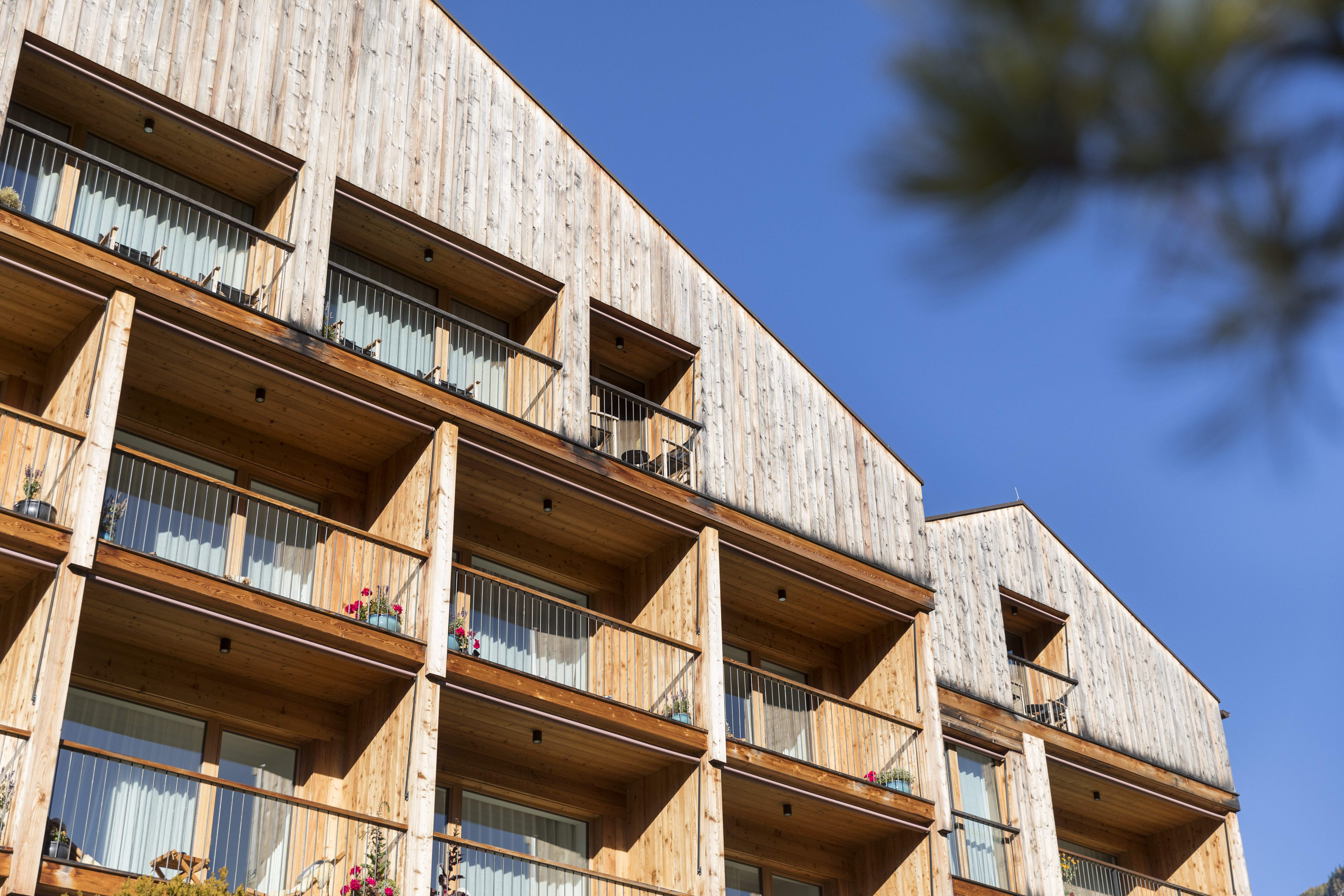 Veduta esterna di un hotel moderno