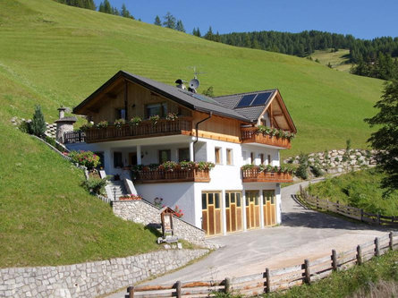 Apartments Grones - Bauernhof San Martin 1 suedtirol.info