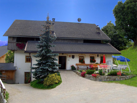 Apartments Vilahof - Farm holiday Al Plan/San Vigilio 1 suedtirol.info