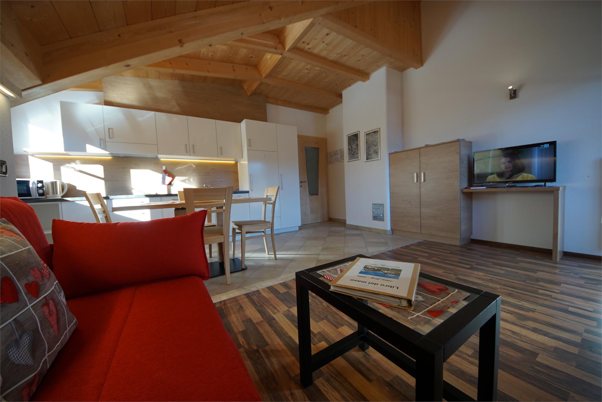 Apartments Laguscel - Agriturismo San Martino 8 suedtirol.info