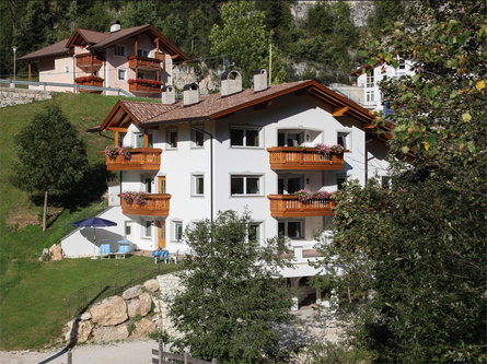 Apartments Villa Otto S.Crestina Gherdëina/Santa Cristina Val Gardana 1 suedtirol.info