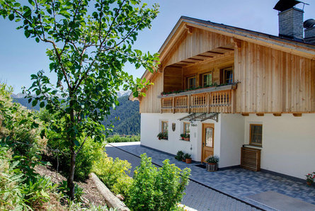 Apartments Porta-Kaiser - Agriturismo San Martino 2 suedtirol.info