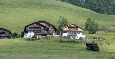 Apartments Porta-Kaiser - Farm Holiday San Martin /San Martino 21 suedtirol.info