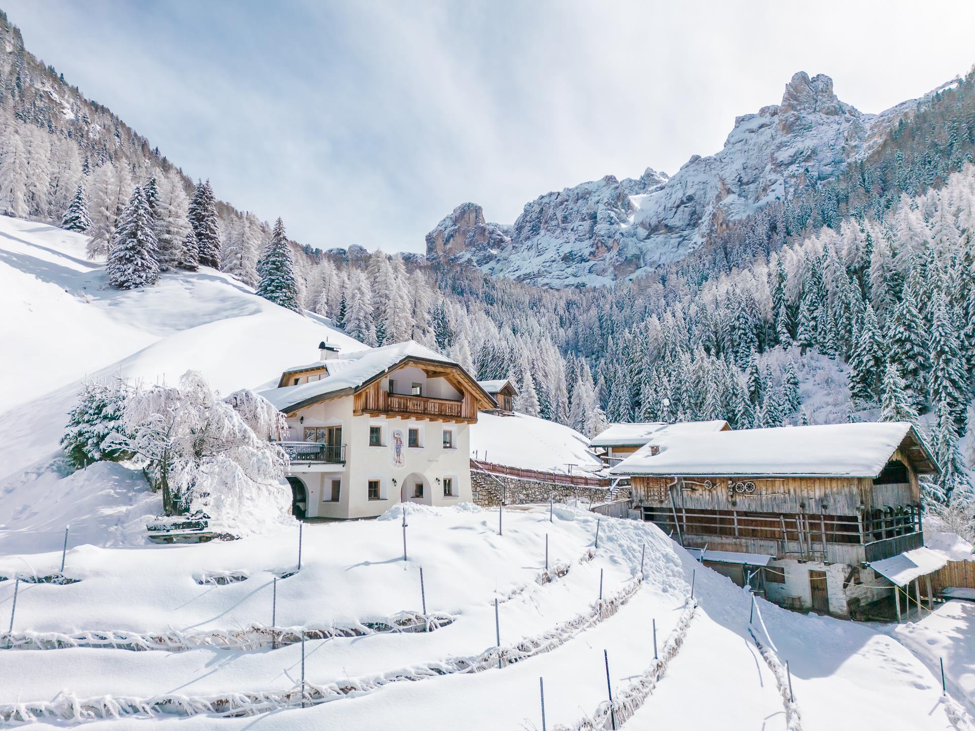 Apartments Angiul ti crëps - Bauernhof Wolkenstein 10 suedtirol.info