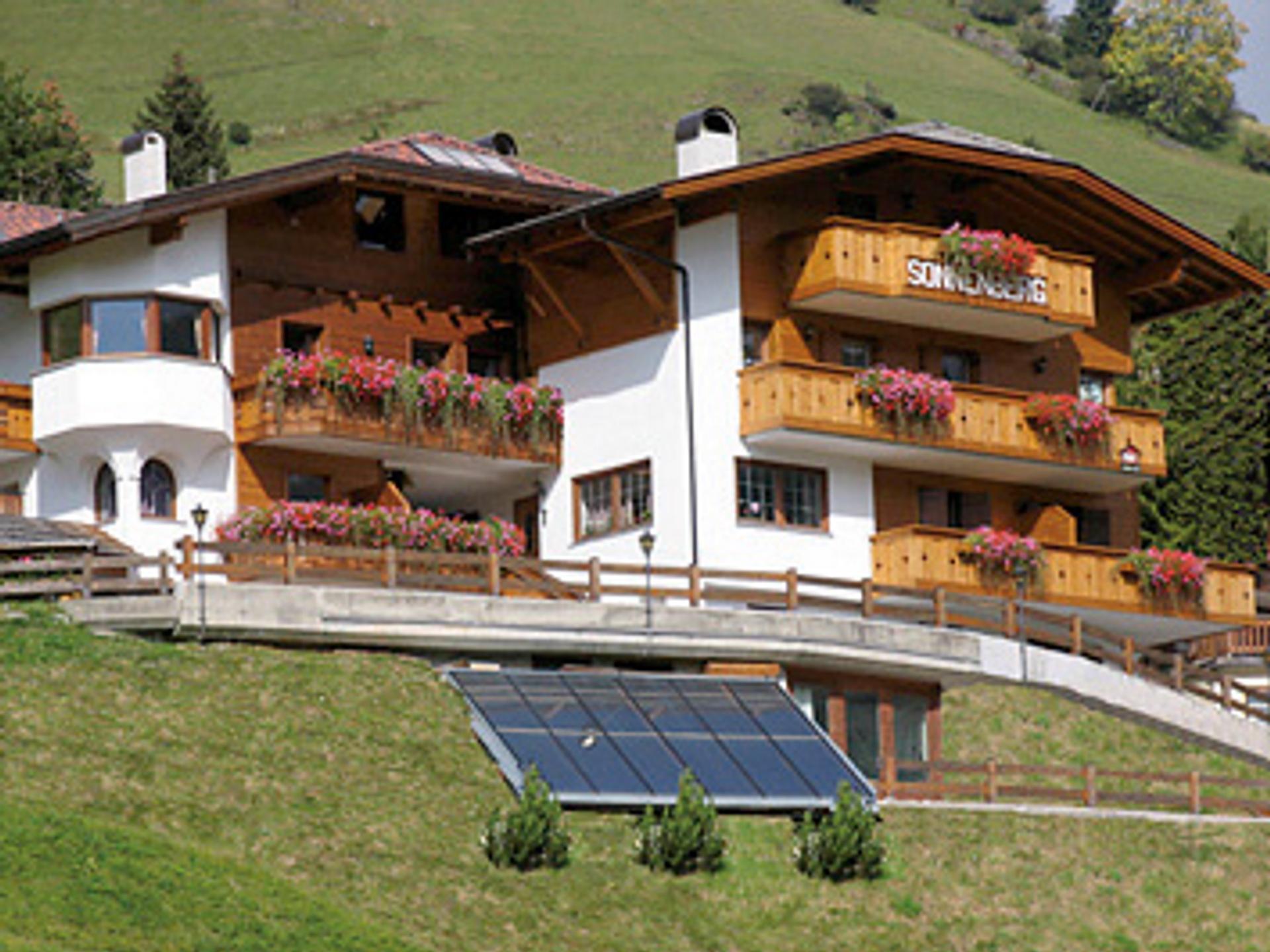 Apartments Sonnenberg S.Crestina Gherdëina/Santa Cristina Val Gardana 1 suedtirol.info