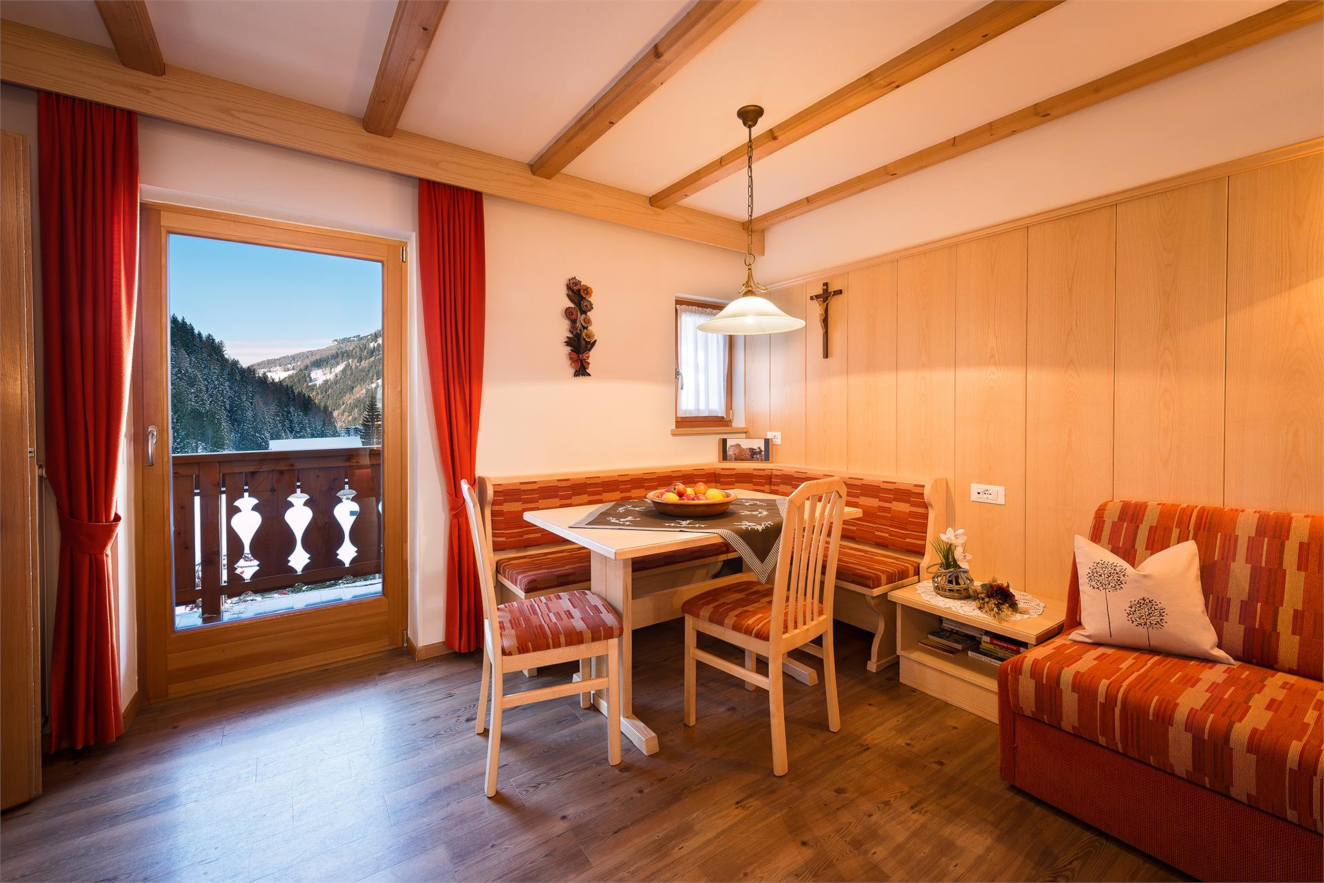 Apartments Frëina - Farmhouse Sëlva/Selva 13 suedtirol.info