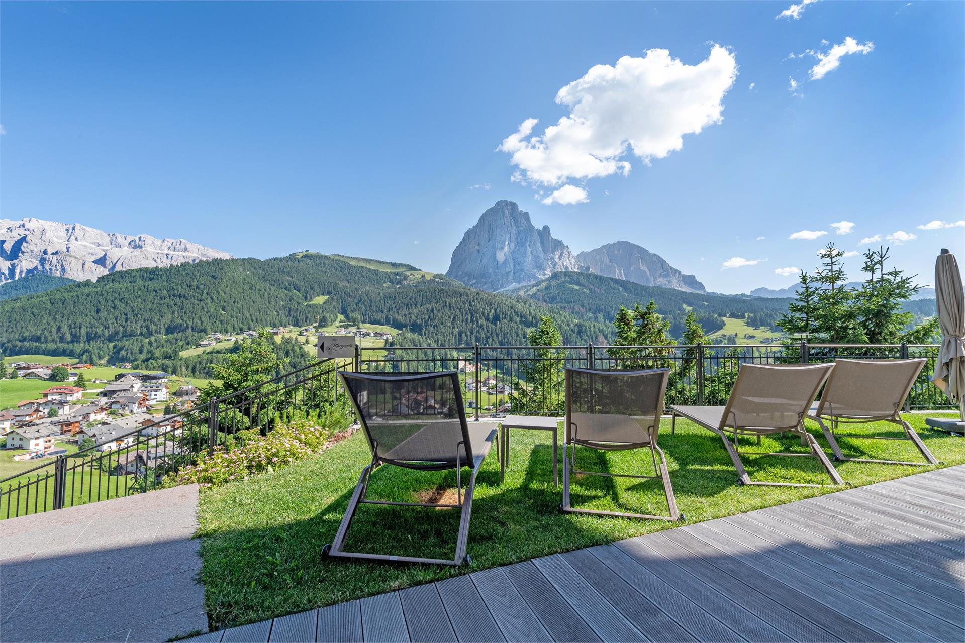 Apartments Luech da Perteut Panorama & Wellness - Farmhouse S.Crestina Gherdëina/Santa Cristina Val Gardana 12 suedtirol.info