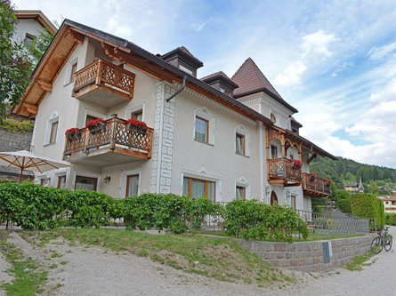 Apartments Villa auf der Promenade St.Ulrich 1 suedtirol.info
