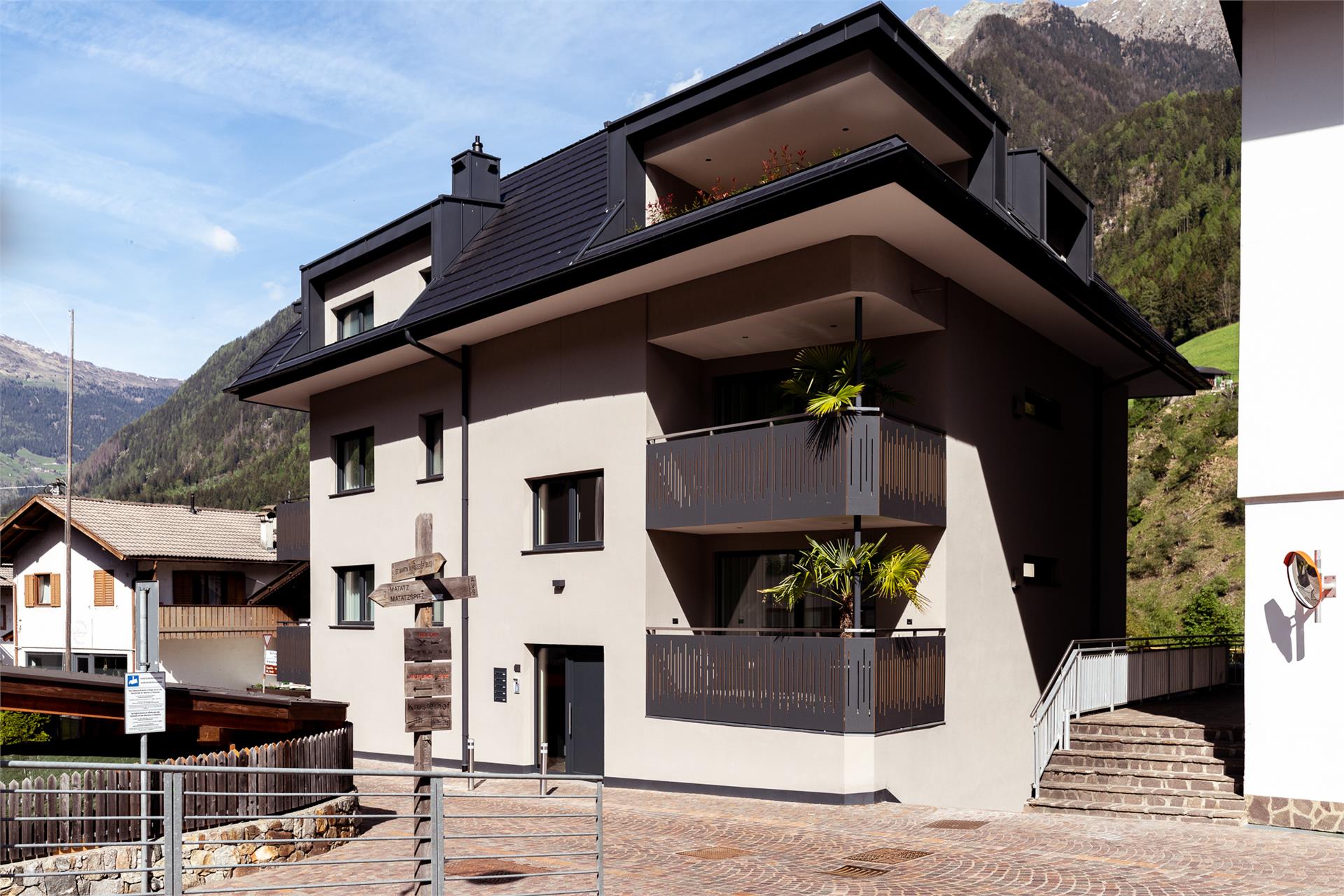 Apartments Ramoser Living St.Martin in Passeier/San Martino in Passiria 2 suedtirol.info