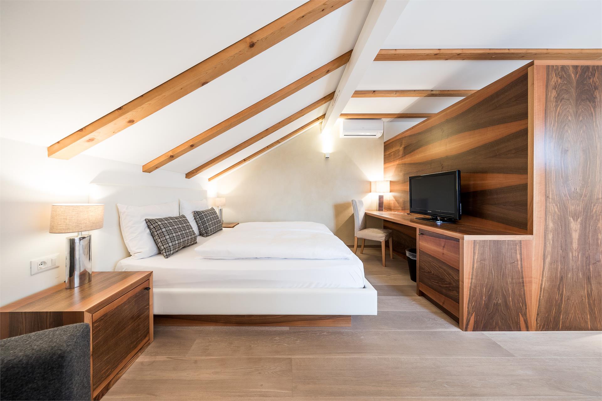 Boutique Hotel Zum Rosenbaum Nals/Nalles 15 suedtirol.info