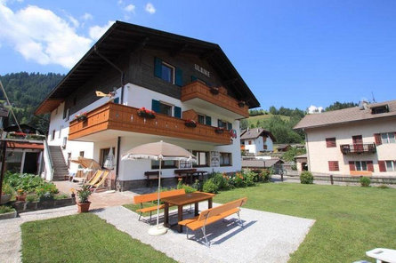 B&B - Apartments Ulrike Kastelruth/Castelrotto 17 suedtirol.info