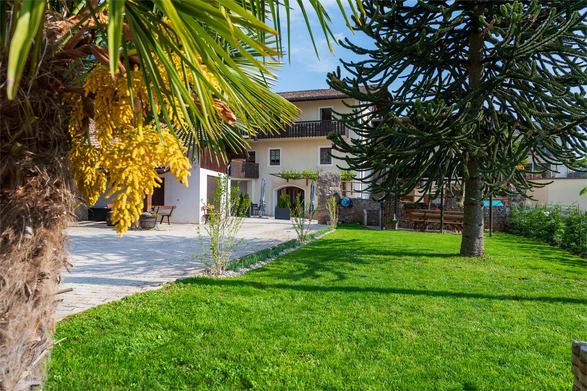 Beim Sarner Kaltern an der Weinstraße/Caldaro sulla Strada del Vino 3 suedtirol.info