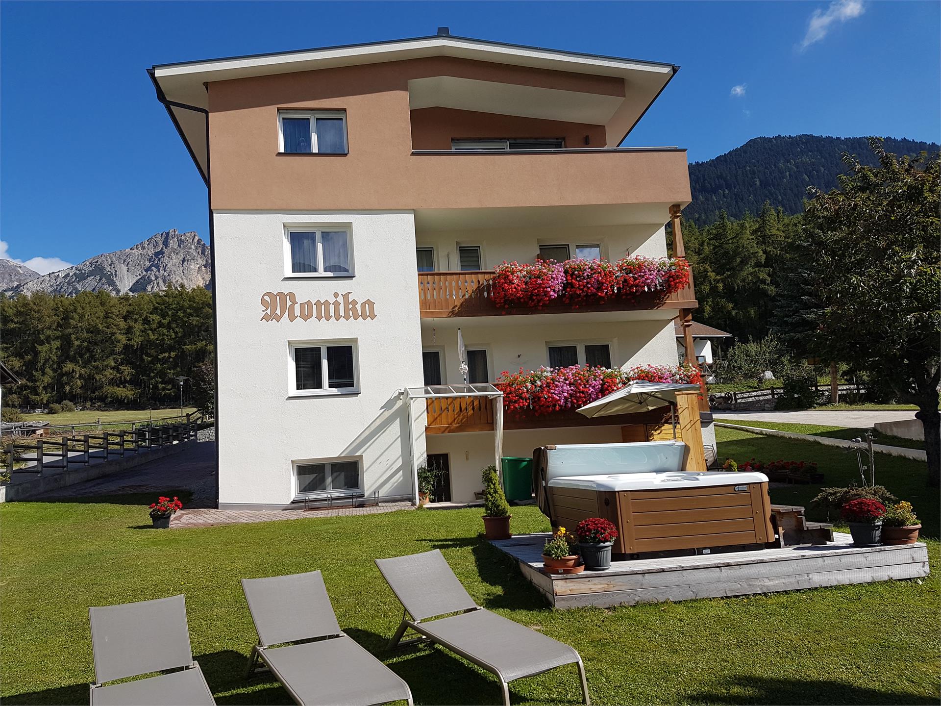 enjoy Monika apartments Graun im Vinschgau 14 suedtirol.info