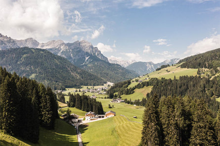 Biohof Untergröber Braies 6 suedtirol.info