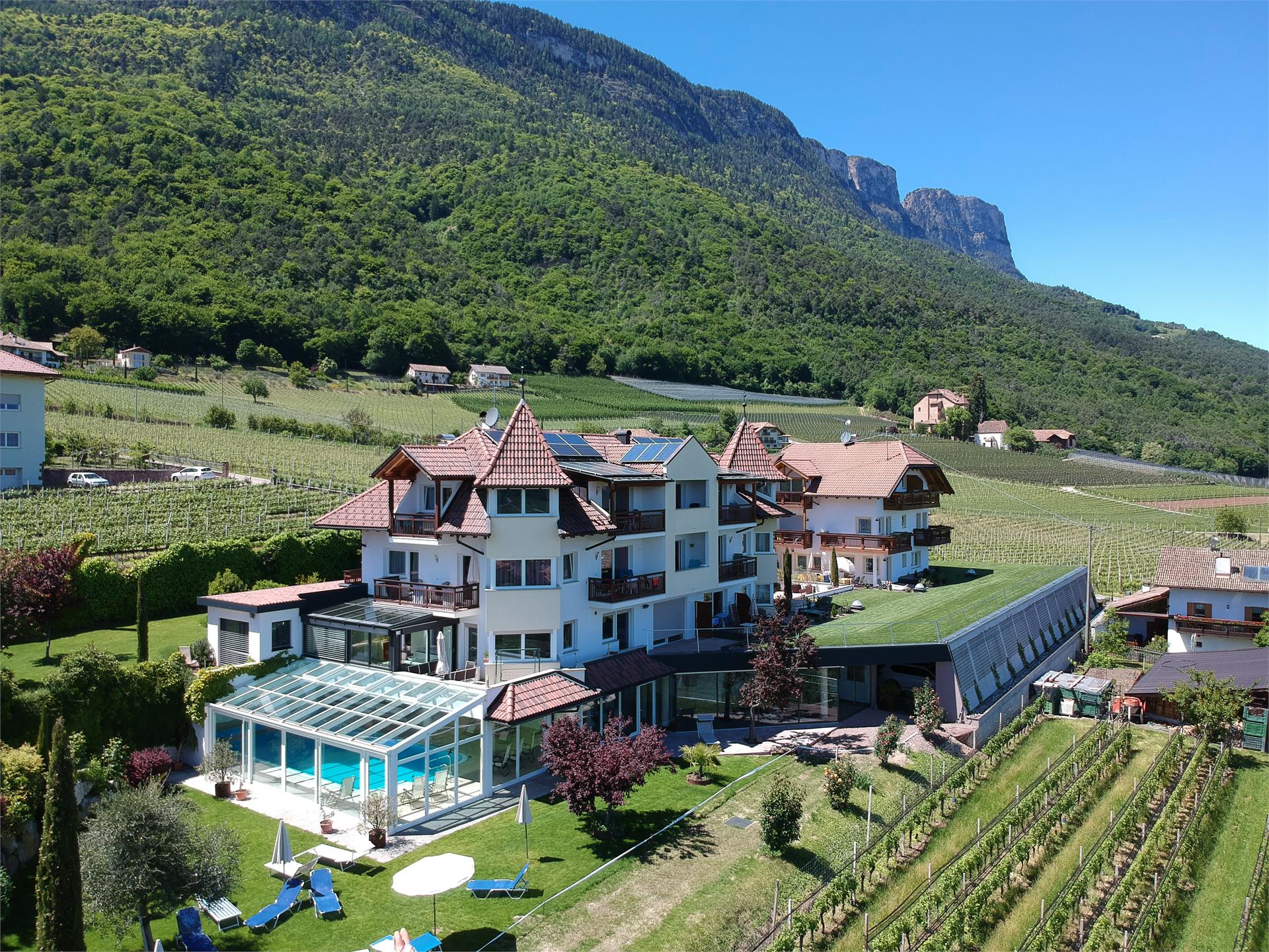 DAS MATSCHER - Residence & Garden Hotel Appiano sulla Strada del Vino 1 suedtirol.info