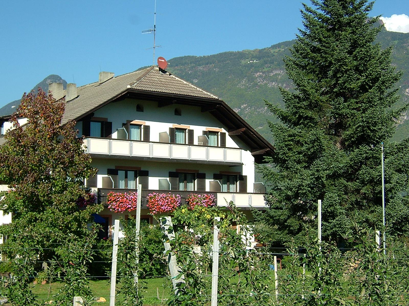 Garni Gisshübelhof Lana 2 suedtirol.info