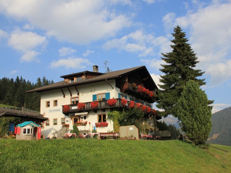 Gasthof Jörgerhof Toblach/Dobbiaco 1 suedtirol.info