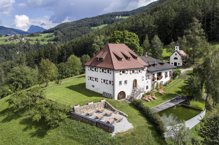 Gasthof Ansitz Fonteklaus Lajen 2 suedtirol.info