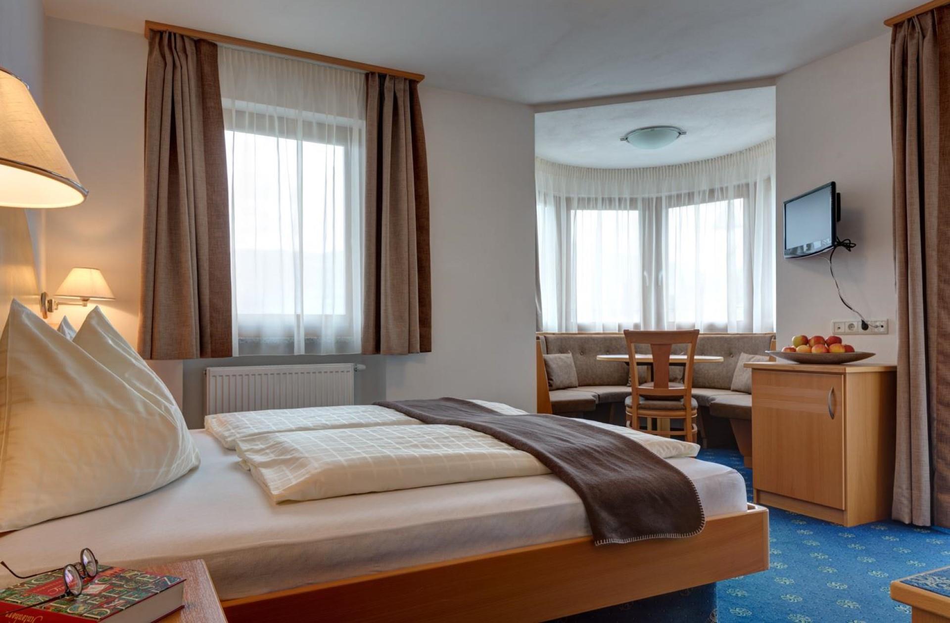 Garni Hotel Hochgruber Bruneck 11 suedtirol.info