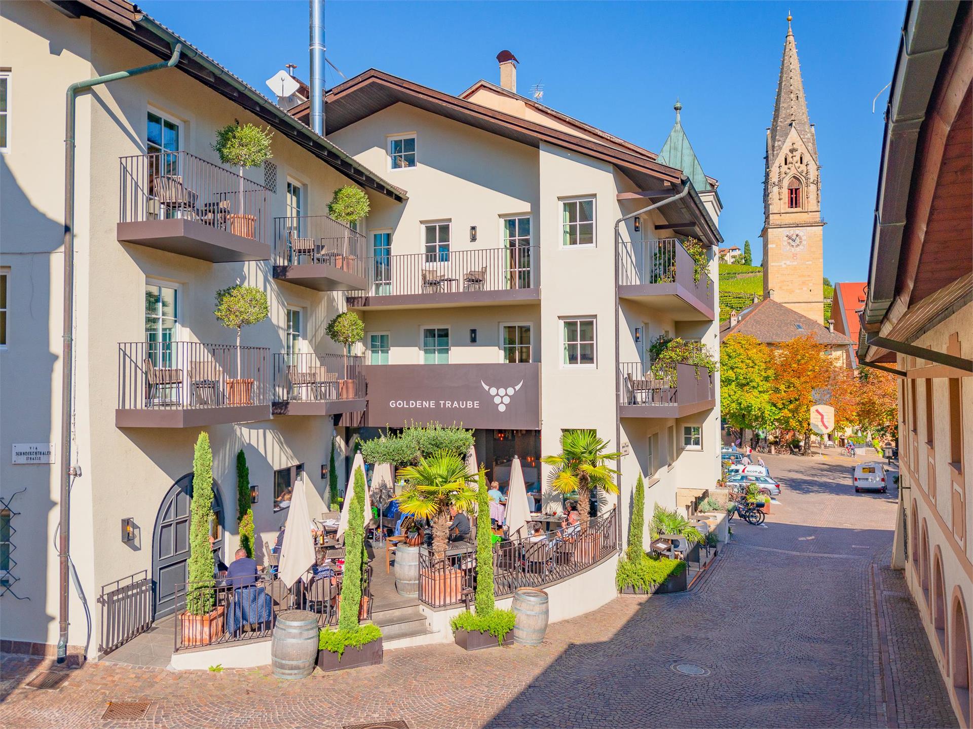 Albergo Goldene Traube Termeno sulla Strada del Vino 1 suedtirol.info