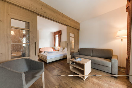 Hotel (Dependance) Förstlerhof Meran/Merano 16 suedtirol.info