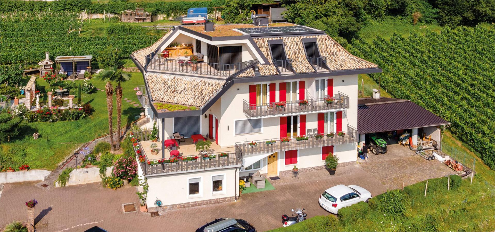 Haus Tirol Caldaro sulla Strada del Vino 1 suedtirol.info