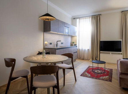 Hotel Bruneck City.Design.Apartments. Brunico 51 suedtirol.info