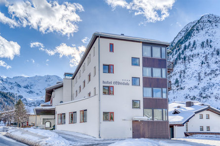 Hotel Cevedale Stilfs/Stelvio 1 suedtirol.info