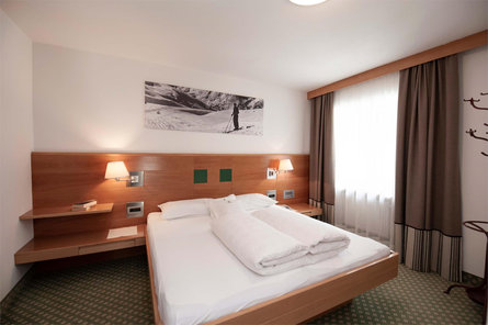 Hotel Eller Stilfs 25 suedtirol.info