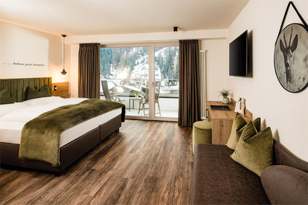 Hotel Touring Dolomites S.Crestina Gherdëina/Santa Cristina Val Gardana 24 suedtirol.info