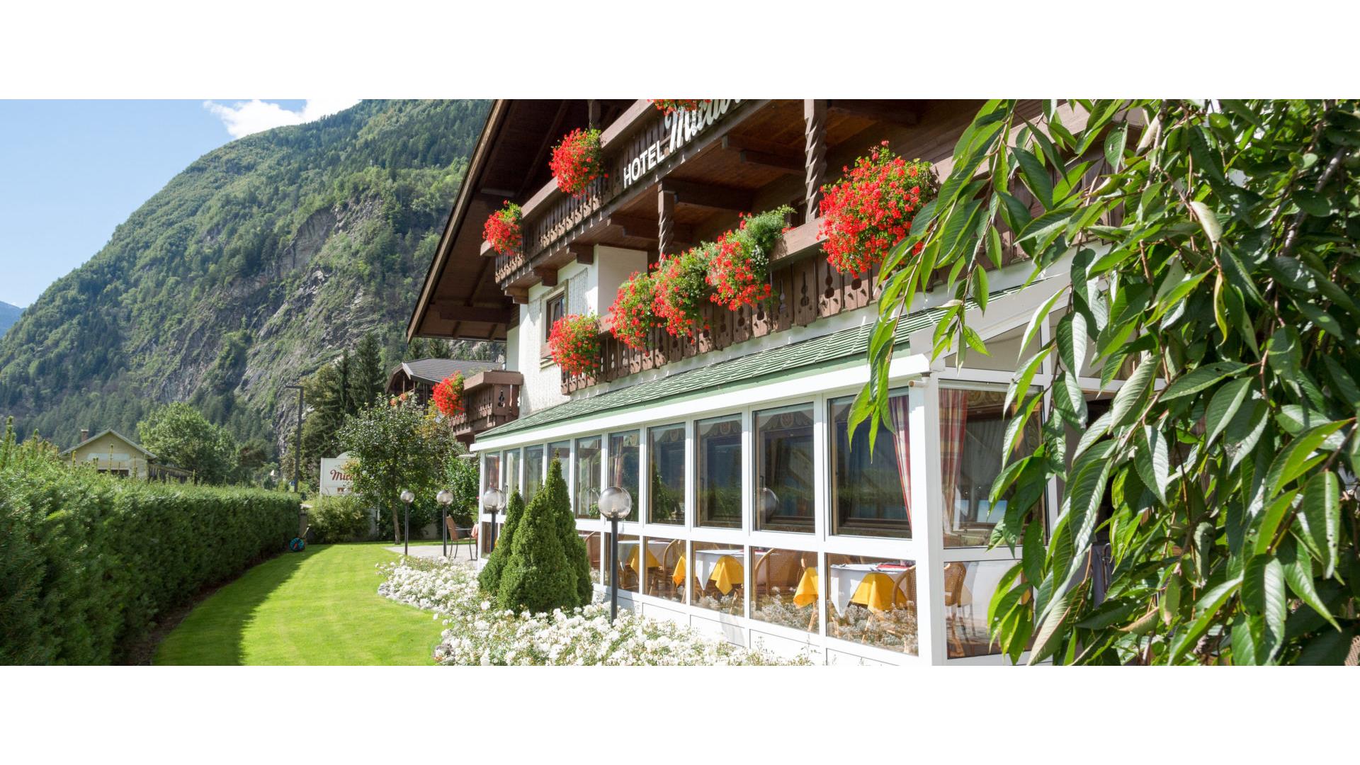 Hotel Mirabell Sand in Taufers 2 suedtirol.info