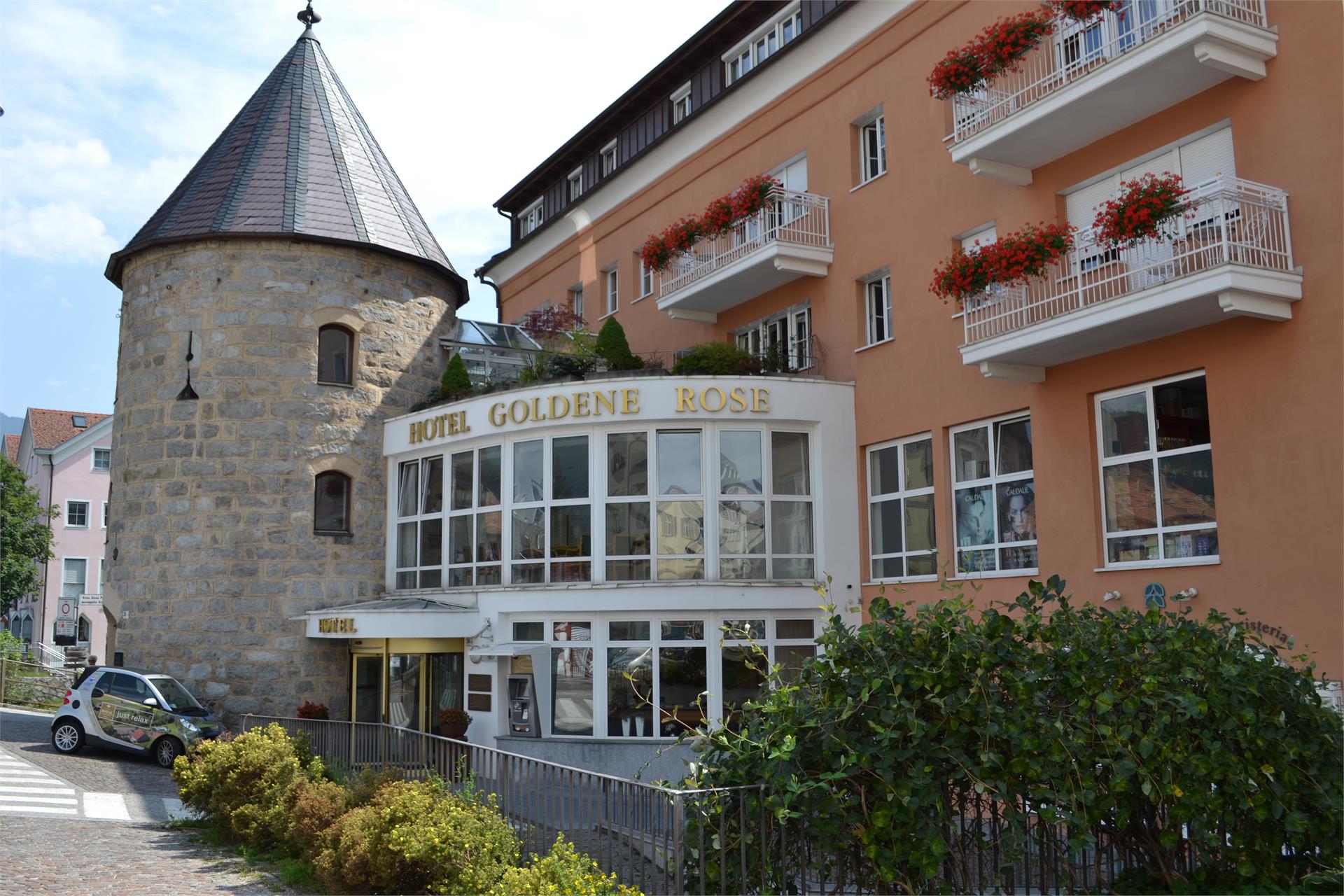 Hotel Goldene Rose Bruneck/Brunico 1 suedtirol.info