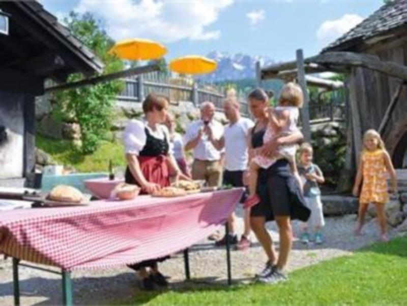 Hotel Rainer Sexten/Sesto 21 suedtirol.info