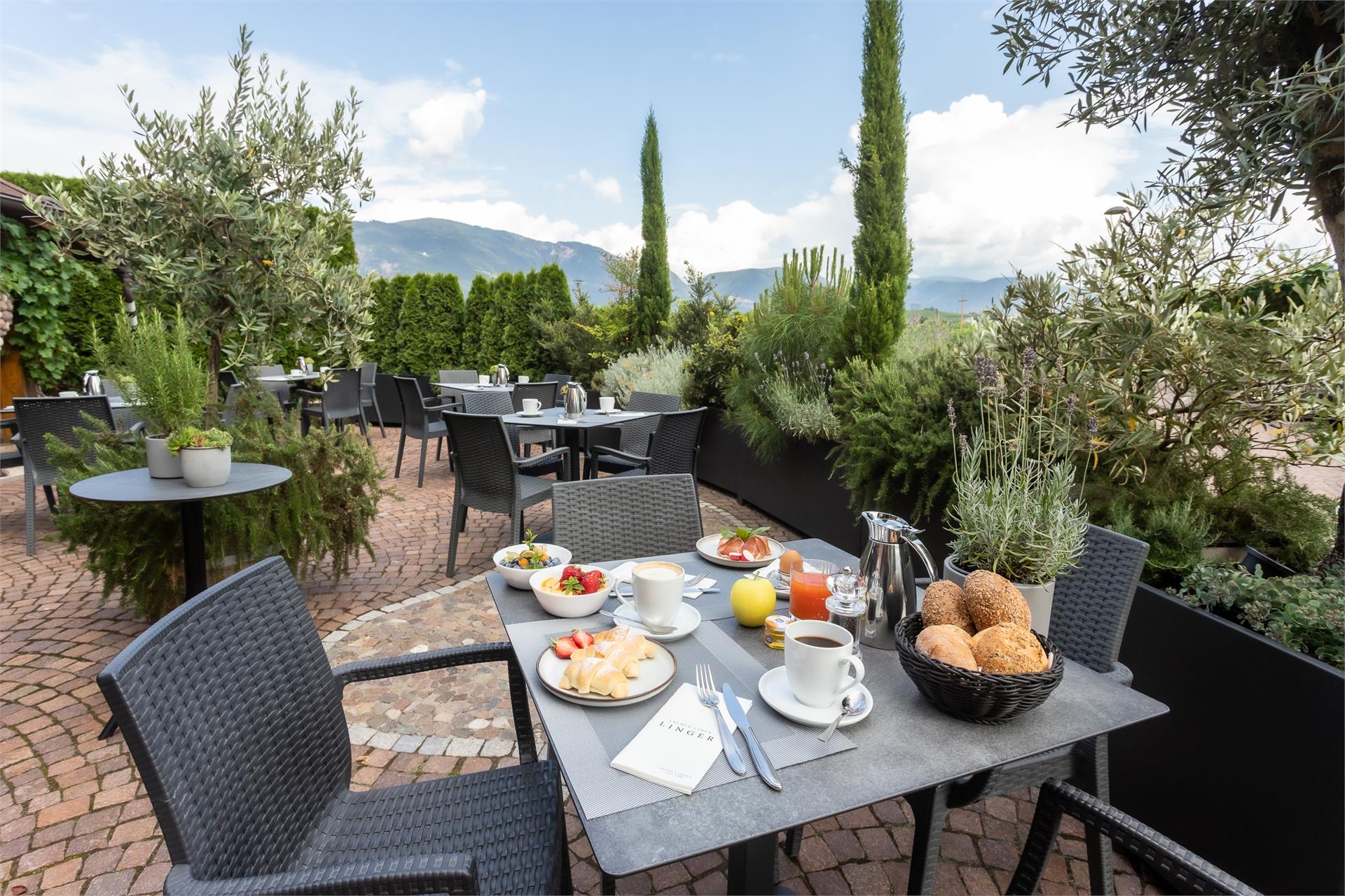 Hotel Garni Linger Eppan an der Weinstaße/Appiano sulla Strada del Vino 7 suedtirol.info