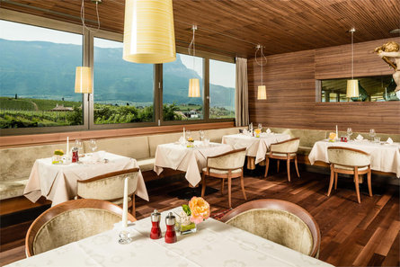 Hotel Girlanerhof Appiano sulla Strada del Vino 15 suedtirol.info