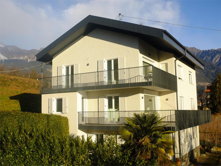 La Vista Apartment Marlengo 1 suedtirol.info