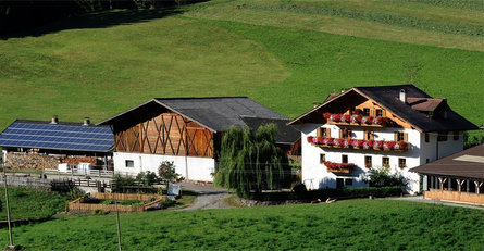 Oberglarzhof Villnöss 2 suedtirol.info