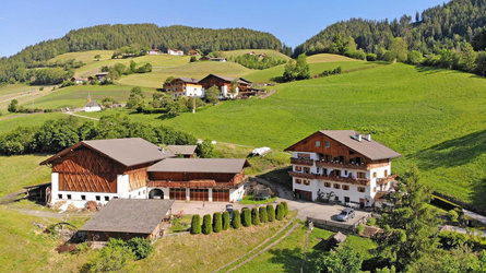 Pensione Veltierhof Funes 8 suedtirol.info