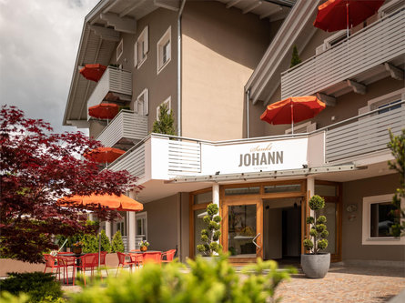 Sankt Johann Suites & Apartments Prad am Stilfser Joch 1 suedtirol.info