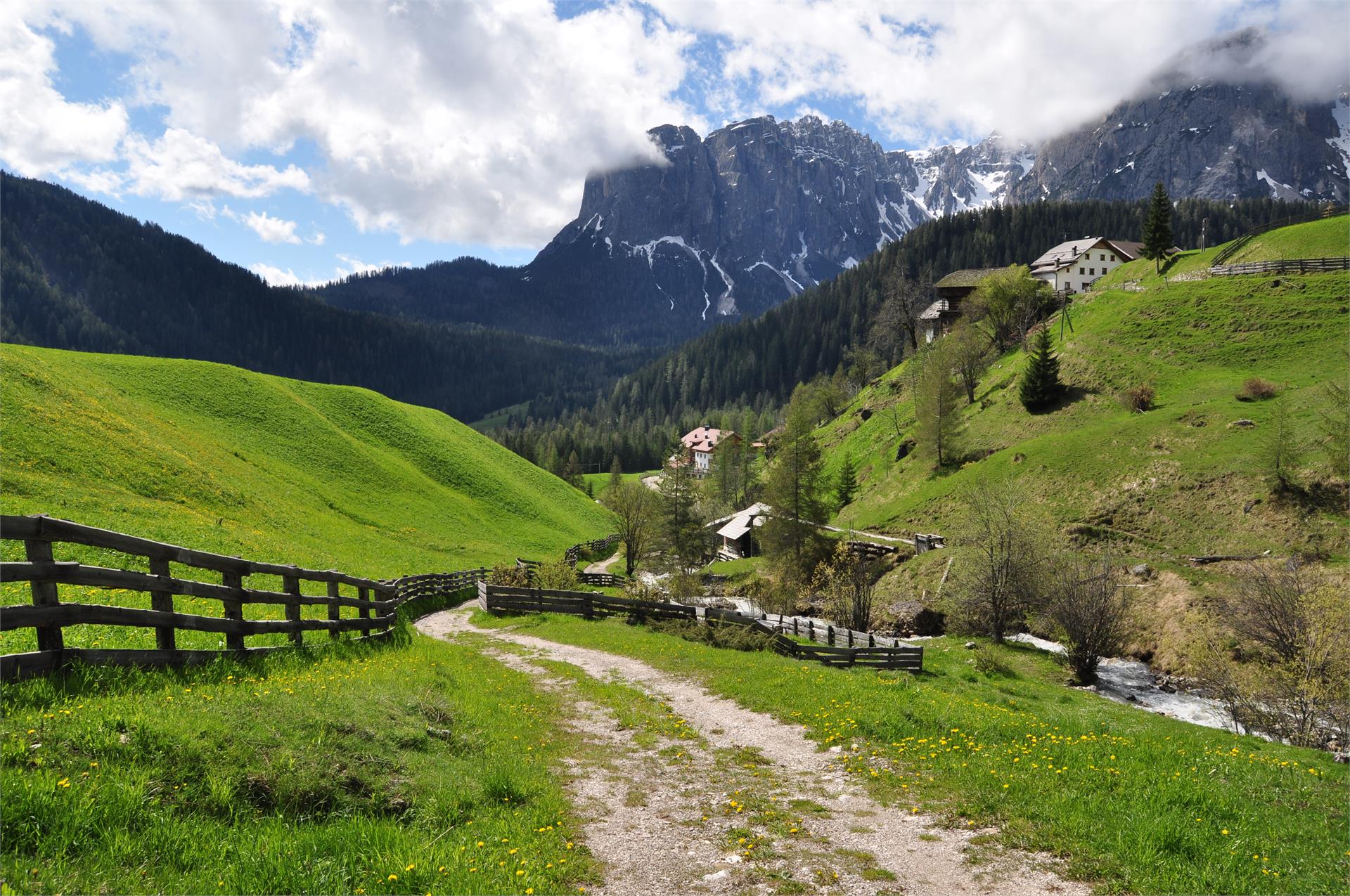 Speckstube Tlisöra San Martin /San Martino 22 suedtirol.info