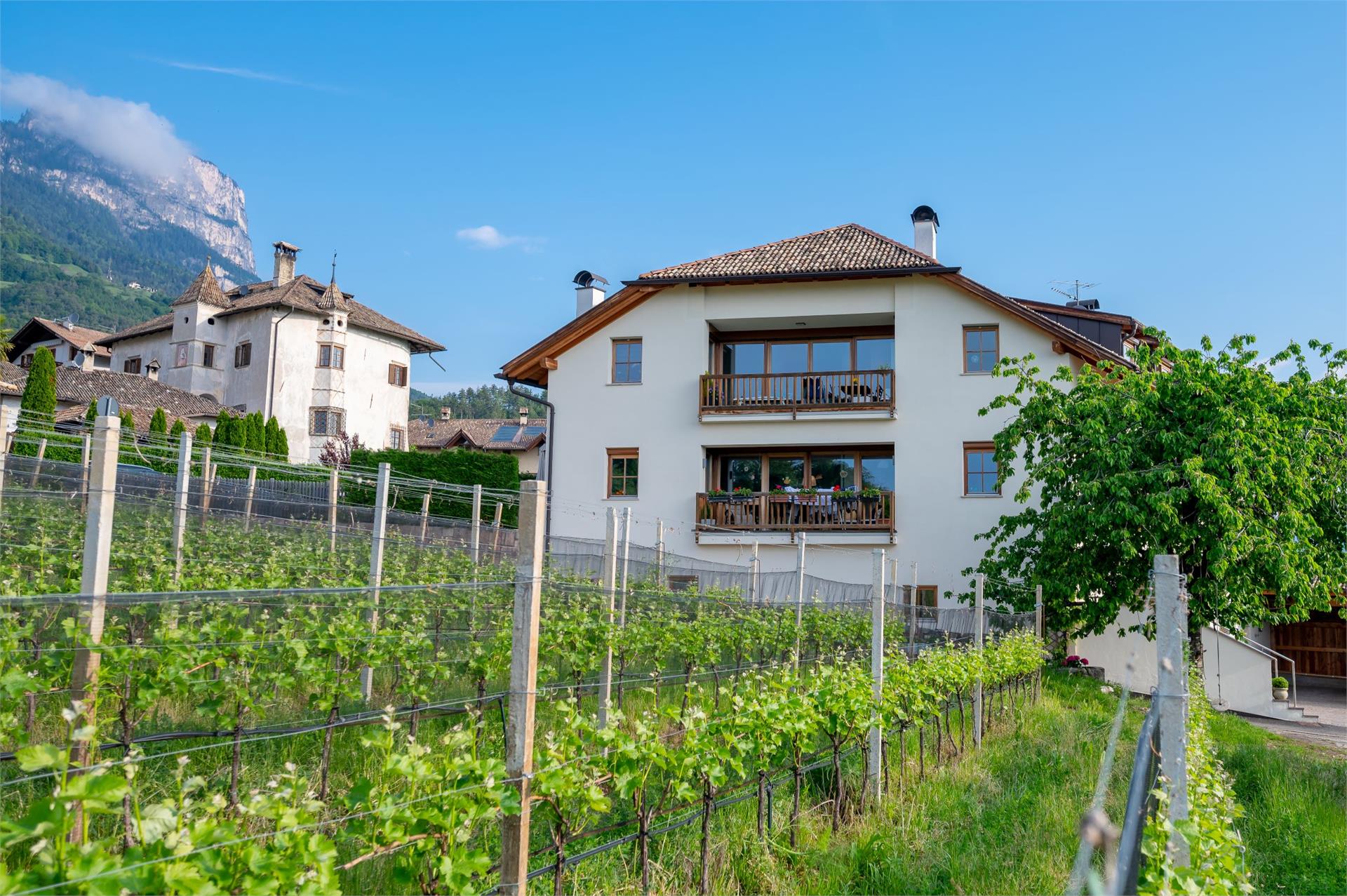 Weingut Lahn zu Eppan Eppan an der Weinstraße 1 suedtirol.info