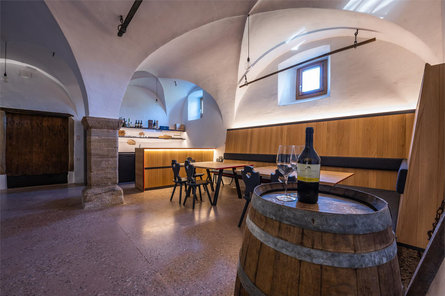 Weingut Lahn zu Eppan Eppan an der Weinstaße/Appiano sulla Strada del Vino 13 suedtirol.info