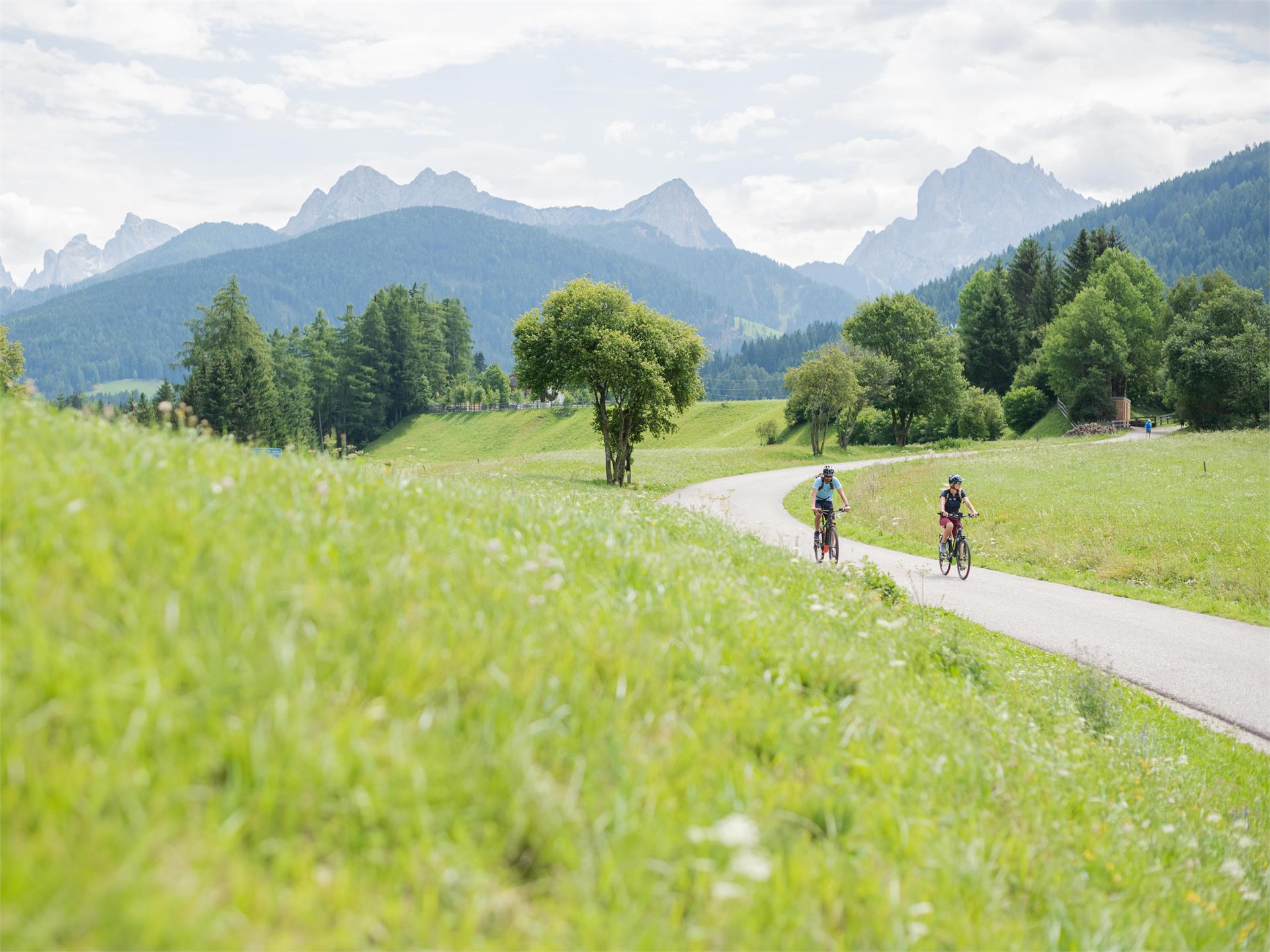 Guided E-Bike Tour to the Pragser Wildsee Olang/Valdaora 1 suedtirol.info