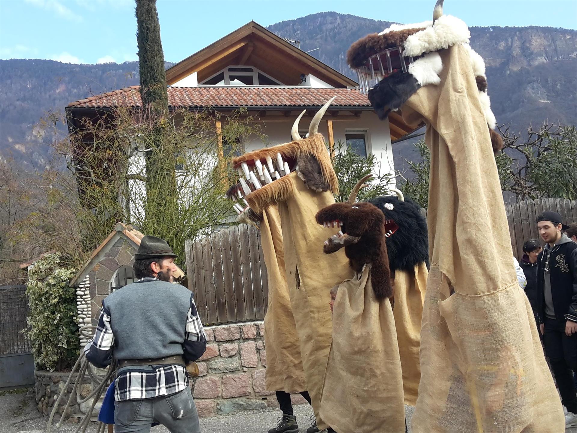 Corteo di carnevale a Terlano Terlano 2 suedtirol.info