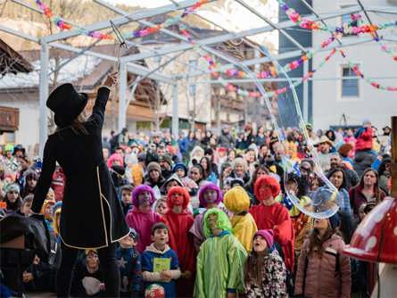 Carneval parade Al Plan/San Vigilio 1 suedtirol.info