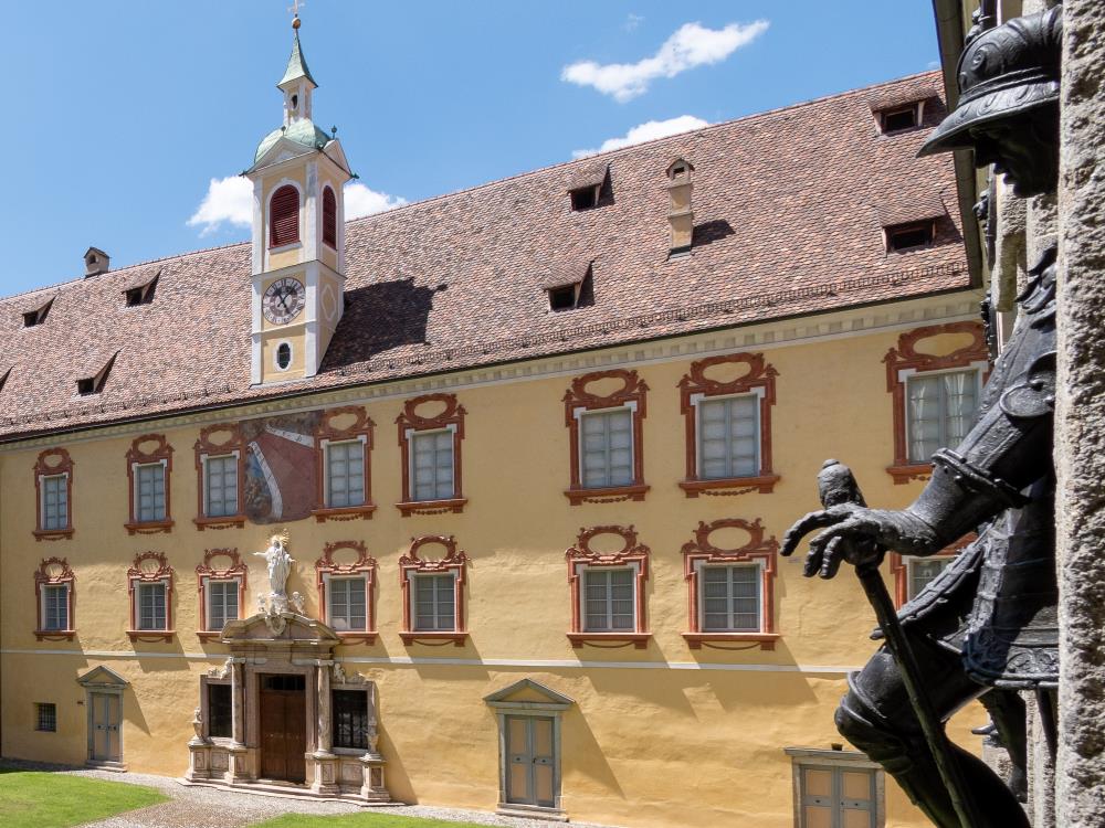 Combined guided tours at the Hofburg and the Cathedral complex of Bressanone Brixen/Bressanone 2 suedtirol.info