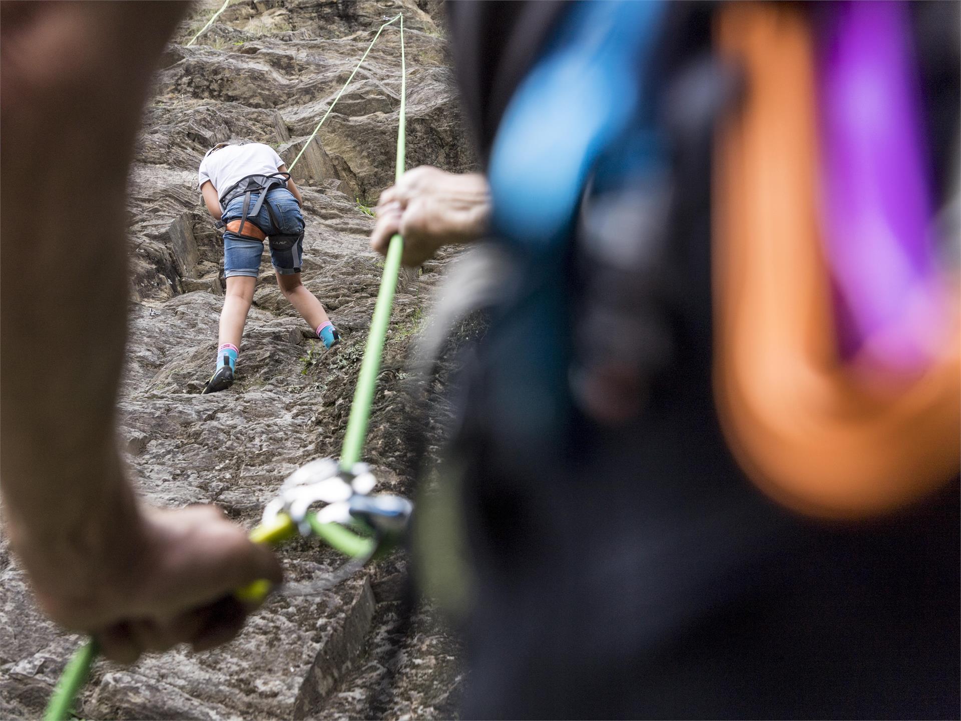 Corso d'arrampicata per bambini Parcines 3 suedtirol.info